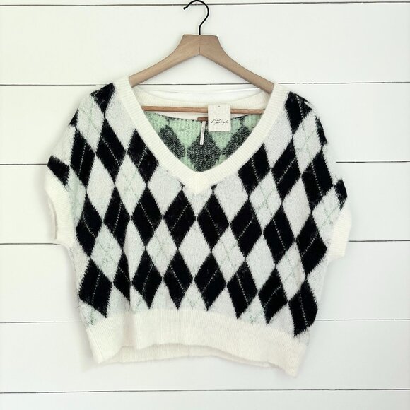 Free People NWT black and white argyle sweater vest Sz Small - Picture 1 of 3